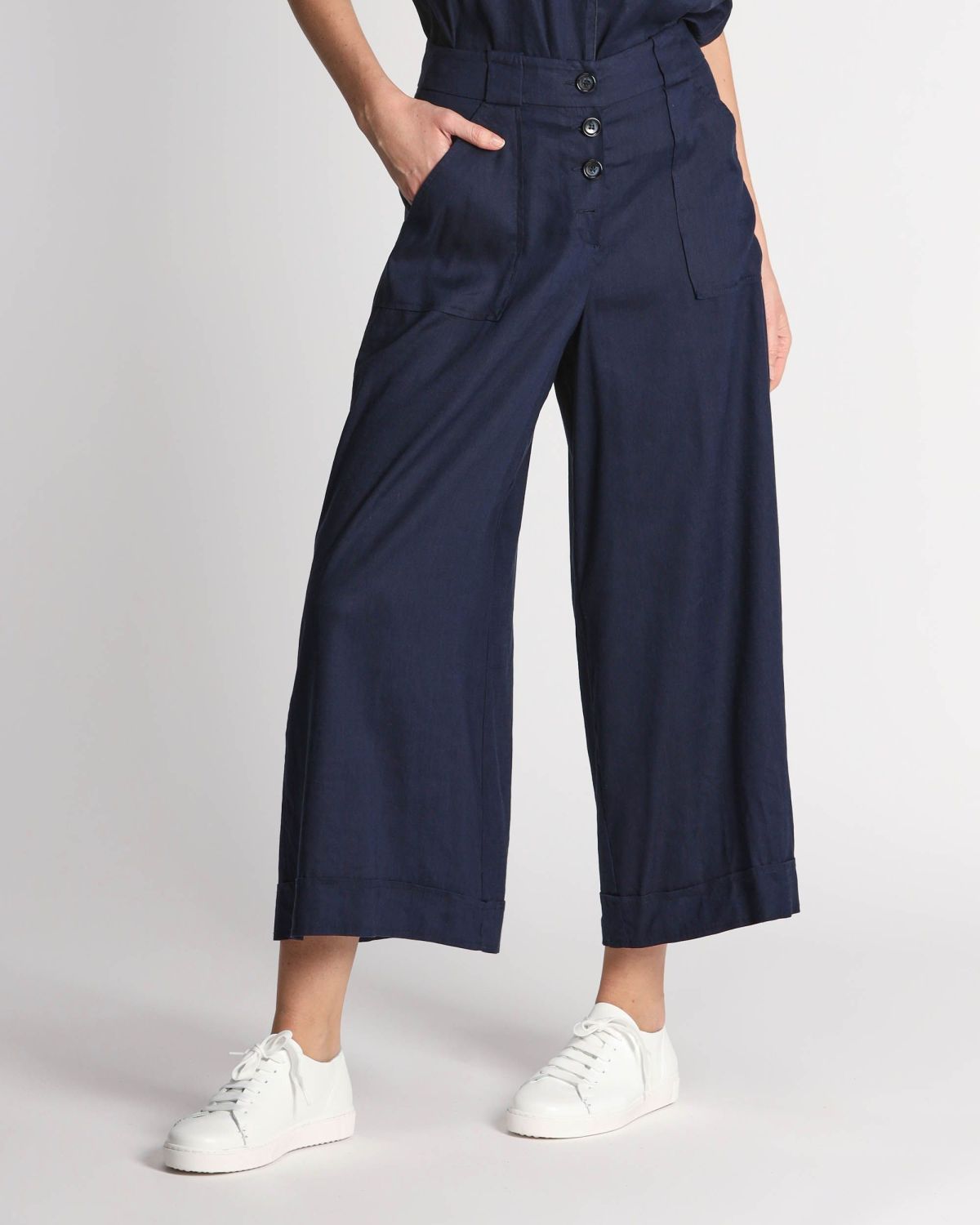 PANTALONE IN LINO